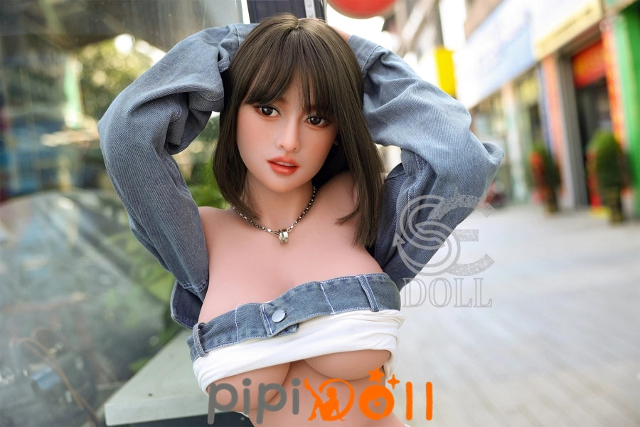 SE doll