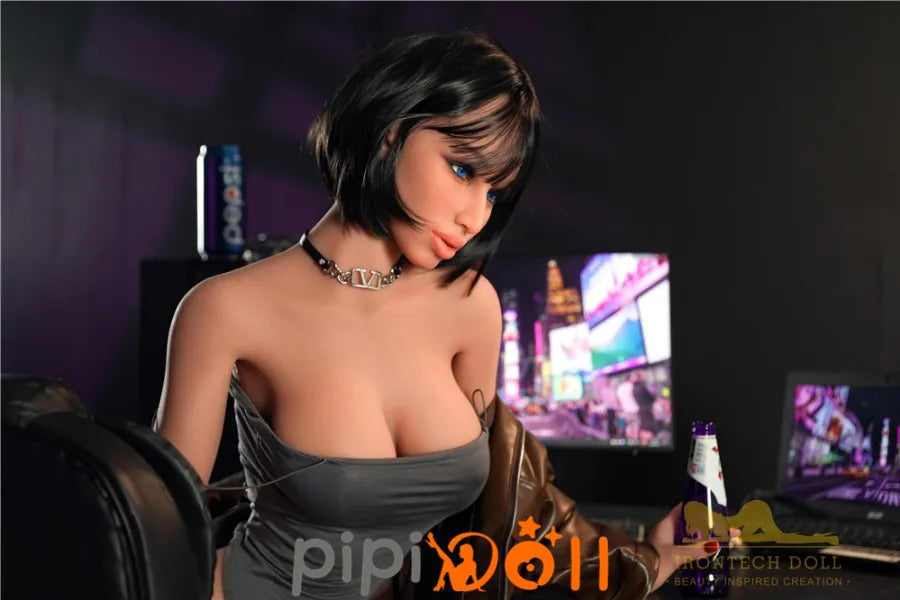 Zuiua Erotisches Erscheinungsbild TPE Liebespuppe Braune Haut E-cup Irontech Doll